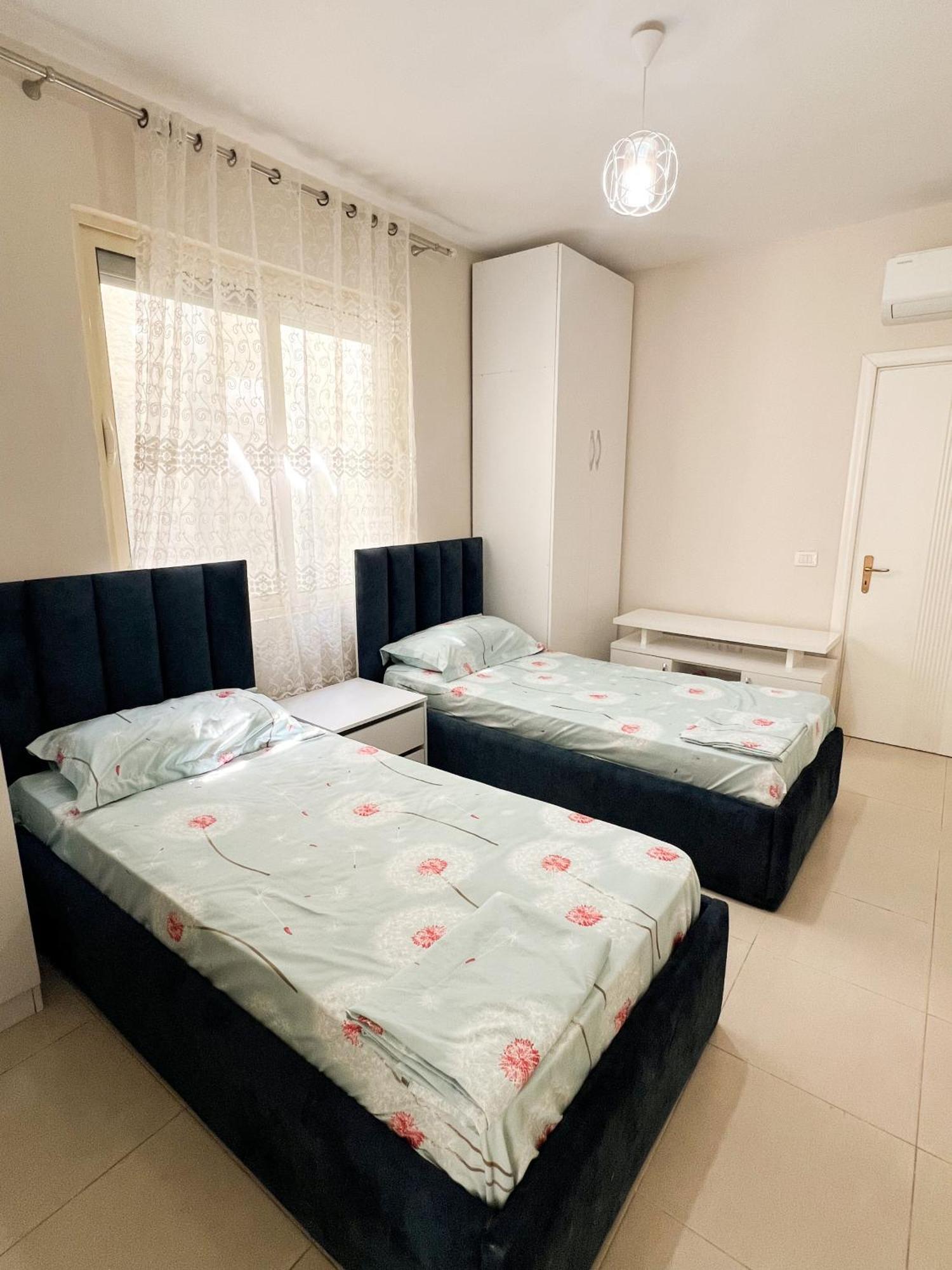 Sea View Apartments Durrës 外观 照片